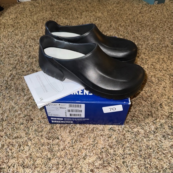 BIRKENSTOCK A640 Professional Polyurethane Non-Slip Black Clog Mens 8 Women’s 10